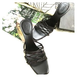 Gucci sandals with small heels